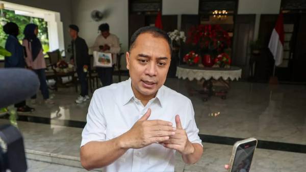 Pemkot Surabaya Targetkan Kendaraan Dinas Beralih ke Listrik Mulai Mei 2026