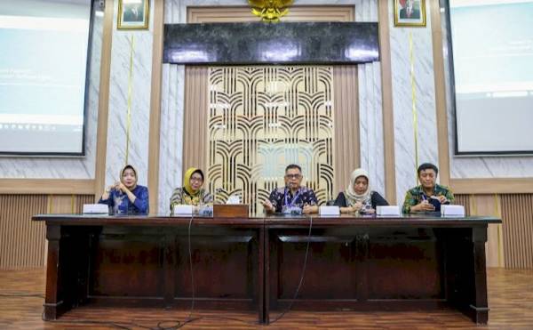 Pemkot Surabaya Percepat Implementasi Perlinsos Digital, Targetkan Ribuan KK Terdata