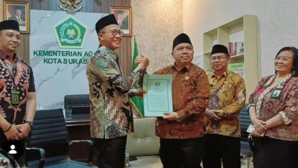 Tahun Baru Hijriah di Surabaya Jadi Pengingat Pentingnya Etika dan Literasi Digital