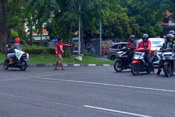 Pemkot Surabaya Siapkan Pekerjaan Layak untuk Supeltas Polisi Goceng