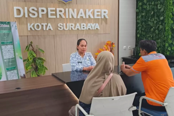 Tak Bayar THR Tepat Waktu? Posko Pengaduan Surabaya Siap Tindak Perusahaan