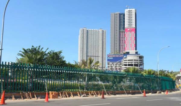 DPRD Surabaya Panggil Pengelola Mal Bahas Pagar Tinggi