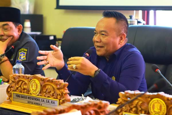 Komisi A DPRD Surabaya Minta Warga Tidak Hadapi Jukir Liar Sendirian Pemerintah Harus Hadir