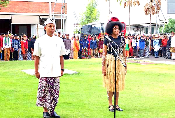 Pemuda dari 38 Provinsi Rayakan Sumpah Pemuda di AMN Surabaya, Warna-warni Budaya Nusantara Menyatu