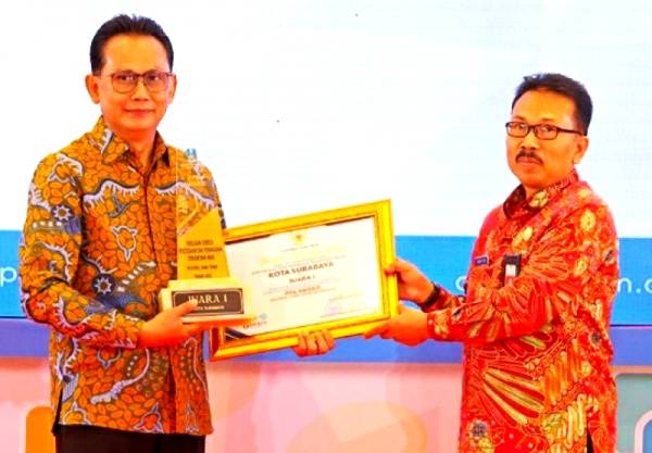 Surabaya Raih Juara 1 PPA dan PPPS Award Jawa Timur 2025