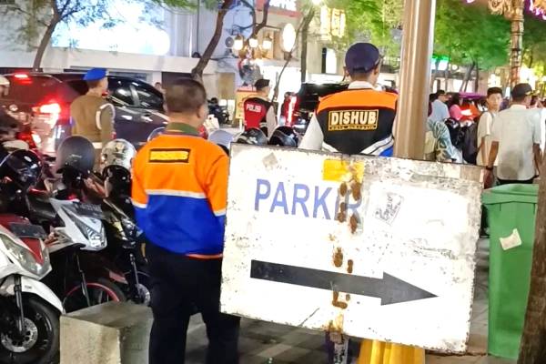 Jalan Tunjungan Bebas Parkir Mulai Satu Agustus demi Wisata yang Lebih Nyaman
