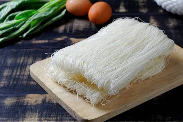 Jangan Salah Pilih! Ini Perbedaan Bihun dan Soun