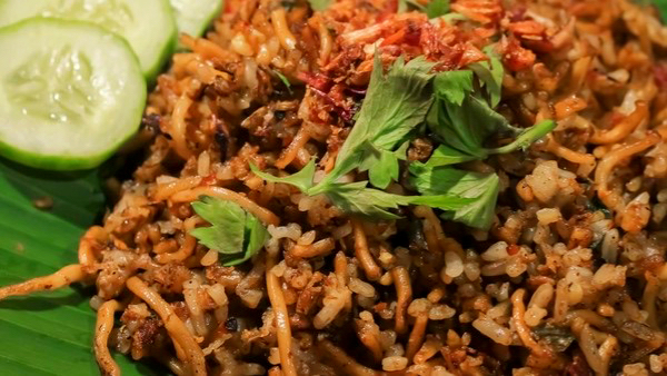 Resep Nasi Goreng Magelangan ala Jawa, Olahan Nasi Campur Mie yang Gurih