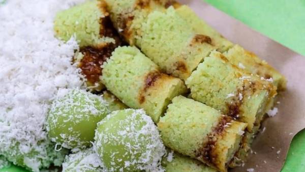 Kue Putu, Jajanan Tradisional yang Berakar dari Tiongkok dan Berkembang di Jawa