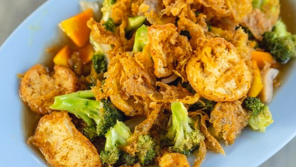 Tumis Tahu Brokoli Jadi Pilihan Bekal Praktis dan Kaya Nutrisi