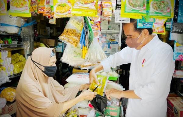 Kemensos Ajak Masyarakat Turut Awasi Penyaluran BLT Minyak Goreng