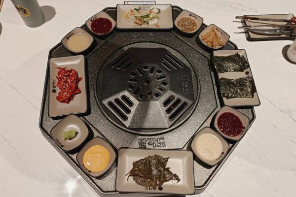 Eksplorasi Banchan dan Sensasi Korean BBQ Ayam Ala Palgakdo