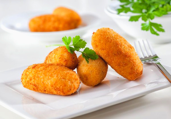 Kroket Kentang Isi Daging Cincang, Lembut dan Renyah untuk Camilan