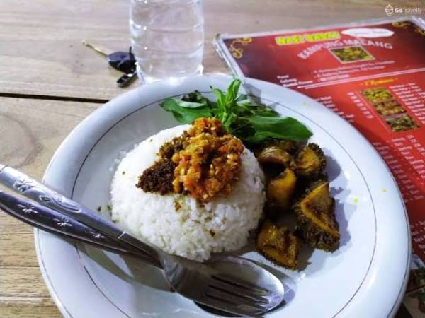 Berburu Kuliner Tengah Malam di Surabaya, Ini Tiga Sajian Legendaris yang Tak Pernah Sepi