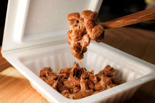 Tujuh Makanan Tinggi Probiotik yang Bisa Gantikan Yogurt, Nomor Terakhir Paling “Ekstrem”