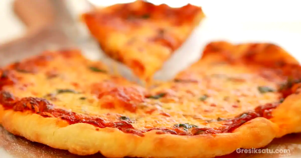 Pizza Rumahan Anti Ribet, Tanpa Ulen Tapi Hasilnya Selembut Restoran