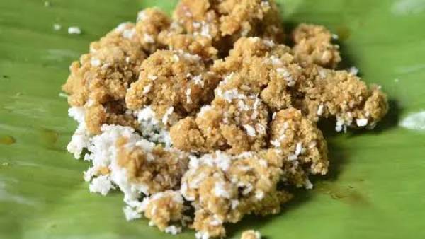 Tiwul: Warisan Kuliner Jawa, Pengganti Nasi yang Penuh Sejarah