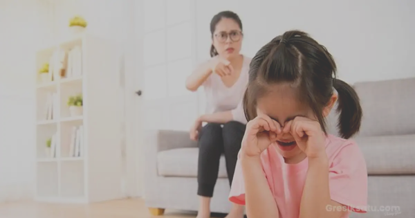 Tanpa Disadari, Pola Asuh Ini Bisa Melukai Batin Anak