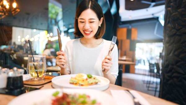 Selalu Habiskan Makanan di Piring Bisa Ungkap Kebiasaan Psikologis