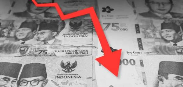 Rupiah Terkoreksi Tipis Dipicu Lonjakan Harga Minyak Dunia