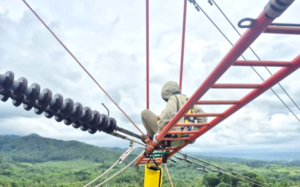 Atasi Hotspot di Surabaya dan Malang, PLN UIT JBM Jaga Keandalan Transmisi Listrik
