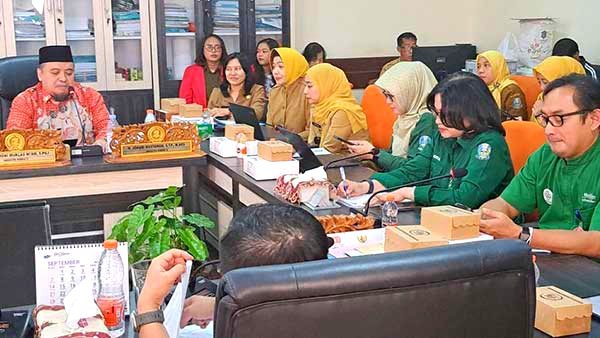 DPRD Surabaya Pastikan Tidak Ada Warga yang Kesulitan Akses Kesehatan, Dorong Sinergi Pemkot-Pemprov
