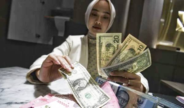 Rupiah Tertekan Akibat Ketidakpastian Global, Penutupan Selat Hormuz Picu Kekhawatiran
