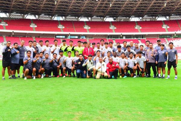 Jokowi Temui Timnas U-20 di Stadion GBK