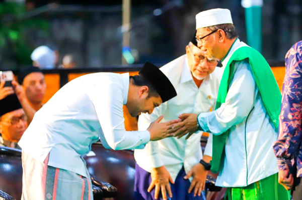 Wagub Emil Bersama Wapres Ma’ruf Amin Hadiri Puncak Dua Abad Ponpes Tambakberas Jombang