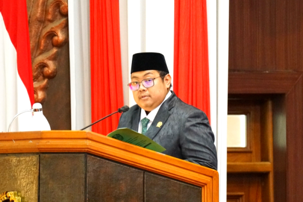 F-PKB DPRD Jatim Sebut Alokasi Infrastruktur 40% Tahun 2027 Sulit Tercapai