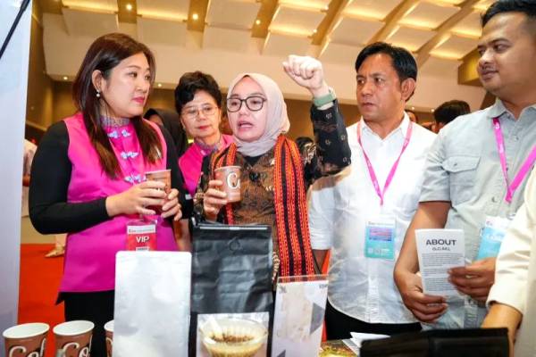 Kemenkop Targetkan Koperasi Tembus Pasar Global Melalui Pendampingan Sertifikasi