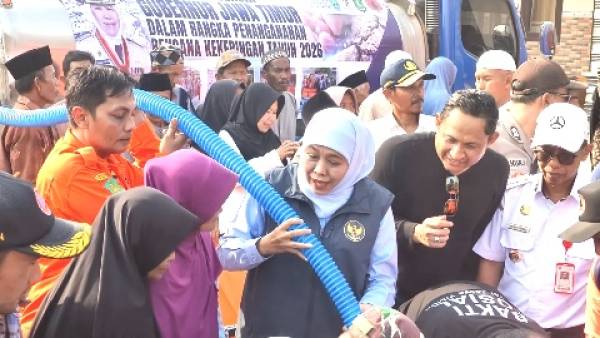 Tinjau Dusun Marang Sumenep, Ini Rincian Bantuan Air Bersih Senilai Rp673 Juta dari Khofifah