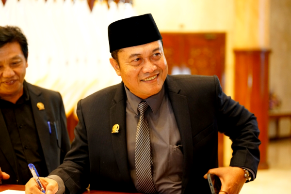 PDIP Jatim Usul Kontribusi Kendaraan Berdasarkan Beban dan Intensitas