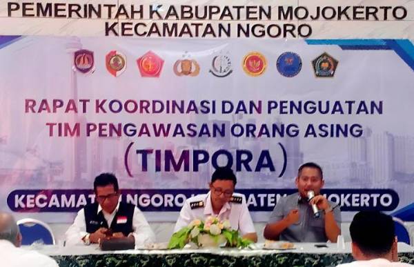 Imigrasi Surabaya Bangun Sistem Pengawasan WNA Berbasis Desa di Mojokerto