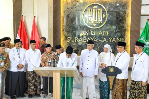 Jokowi Resmikan Tower RSI Surabaya