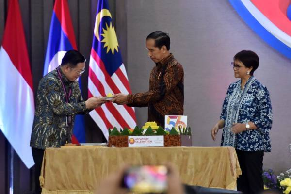 HUT Ke-56 ASEAN, Preside Jokowi Ingatkan Tekad Wujudkan Kawasan Damai dan Sejahtera