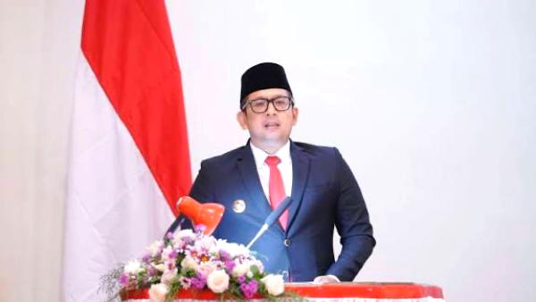 Pendidikan Anggota DPRD Jatim Didominasi S1 dan S2, Sebelas Orang Pilih Tak Cantumkan Gelar