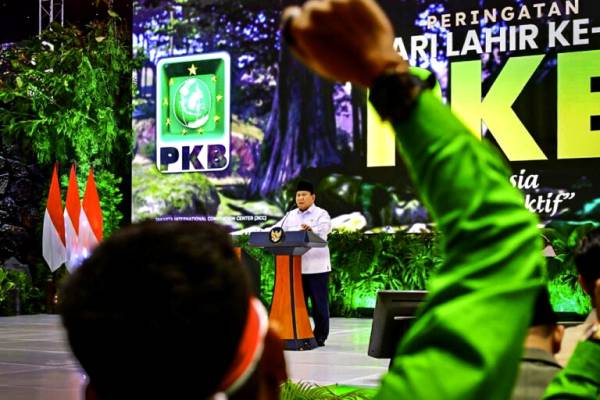 Prabowo Tegas Hentikan Serakahnomics dan Lindungi Produksi Pangan Rakyat
