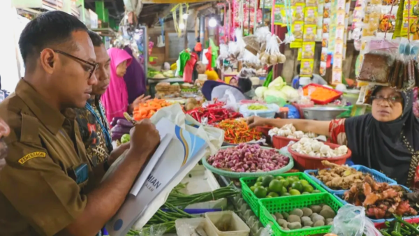 Harga Bapok Surabaya Stabil, Pemkot Jamin Stok Aman Sepanjang April 2026