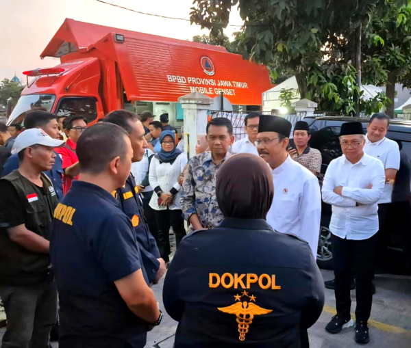 Mensos Saifullah Yusuf Pastikan Pendampingan dan Bantuan Bagi Korban Ponpes Al Khoziny Ambruk
