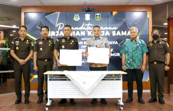 Pemkot Surabaya Gandeng Kejati Jatim Amankan Aset Kolam Renang Brantas dan PDAM