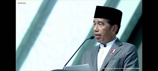 Jokowi: Masuki Abad Kedua, Insyaallah NU Jadi Teladan Islam Moderat