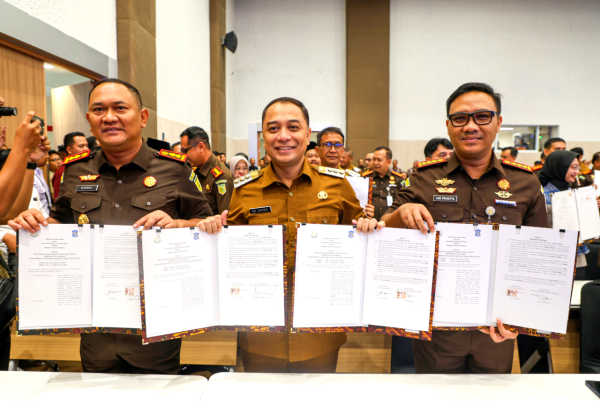 Pemkot Surabaya Gandeng Kejaksaan Terapkan Sanksi Sosial dalam Restorative Justice