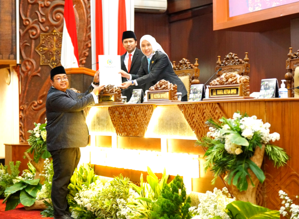 DPRD Jatim Tegur Pemprov, PKB Singgung BUMD Tak Sehat dan Piutang Pajak Membengkak