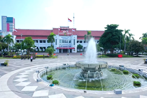 Mulai 1 Oktober, Warga Surabaya Didata Ulang Demi Bansos Tepat Sasaran