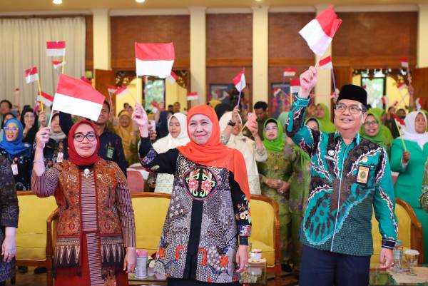Jatim Jadi Role Model Nasional, Menteri PPPA Puji Terobosan Gubernur Khofifah Lindungi Perempuan dan Anak