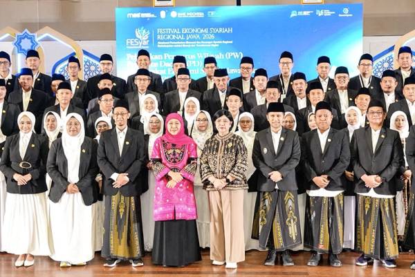 Pengurus MES Jatim Periode 2026–2031 Resmi Dilantik, Emil Dardak Kembali Nahkodai Kepengurusan