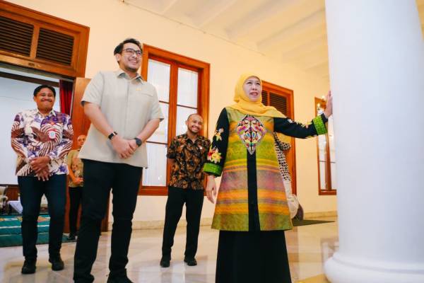 Khofifah Pimpin PPIH Embarkasi Surabaya 2026, Siap Layani 44.087 Jemaah Haji