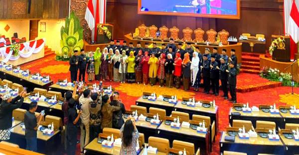 DPRD Jatim Gelar Rapat Paripurna Istimewa Peringati Hari Jadi ke-80 Provinsi Jawa Timur