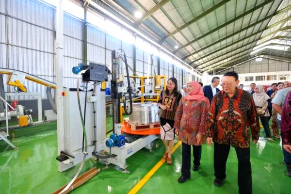Investasi Rp200 Miliar di Banyuwangi Perkuat Industri Pengganti Impor dan Serap Ratusan Tenaga Kerja